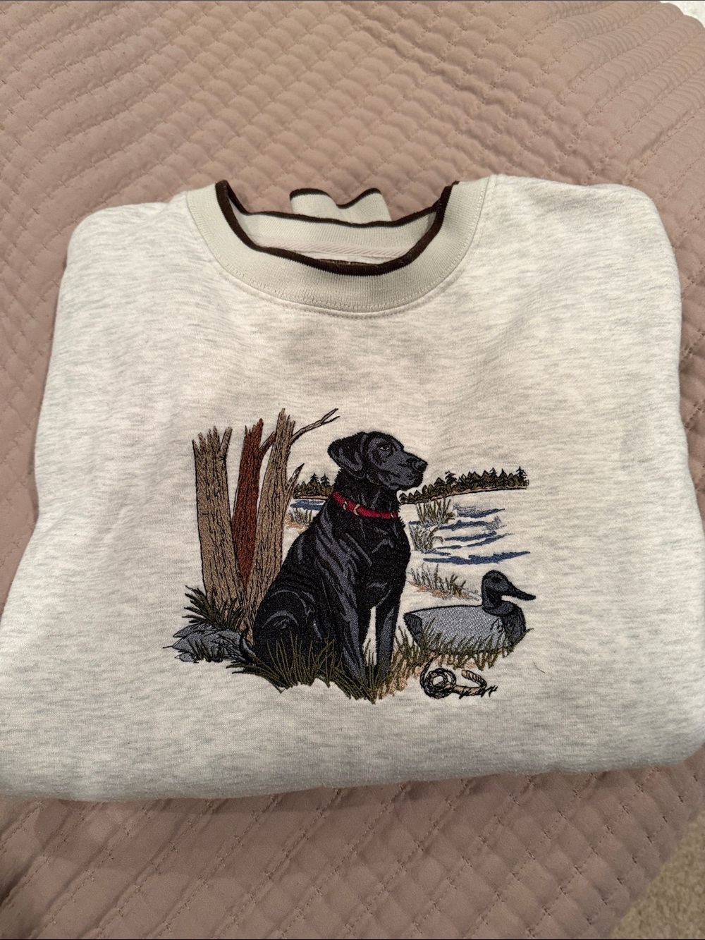 Cracker Barrel Cream Sweatshirt with Black Dog & Duck Embroidery